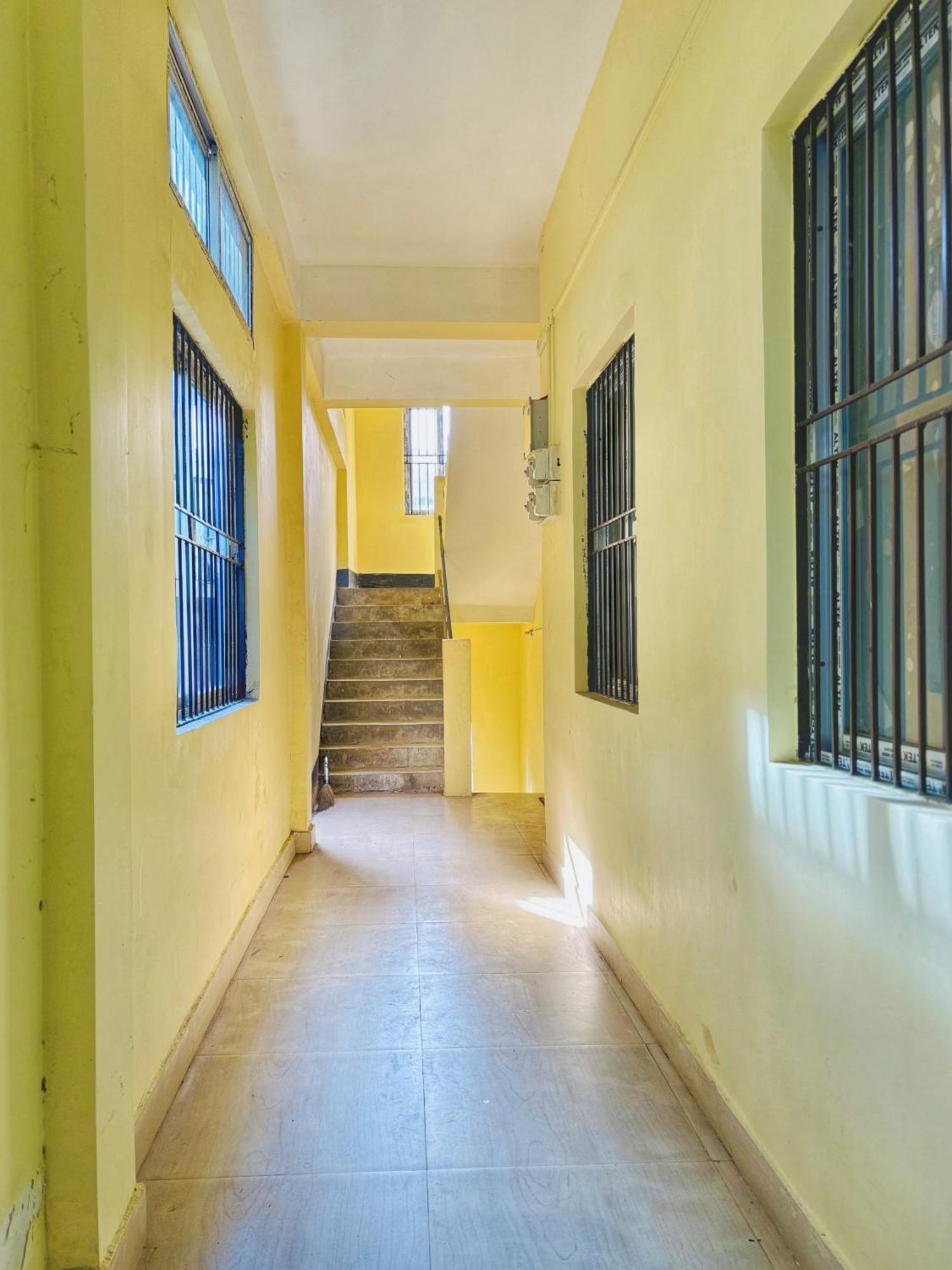 Capital Heritage Homestay Гувахати Экстерьер фото
